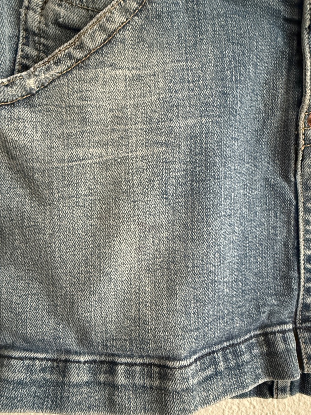 Hudson Jeans Denim Mini Skirt Size 28 Y2K Low Rise Distressed - Picture 8 of 8